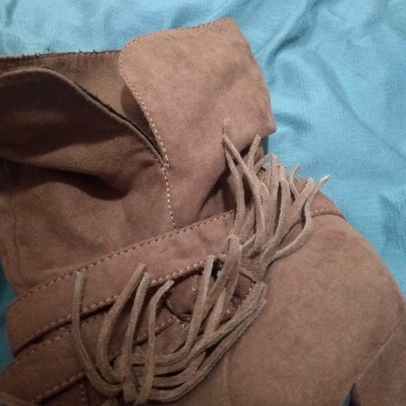 Express Mid-Calf Boot - Picture 4 of 9